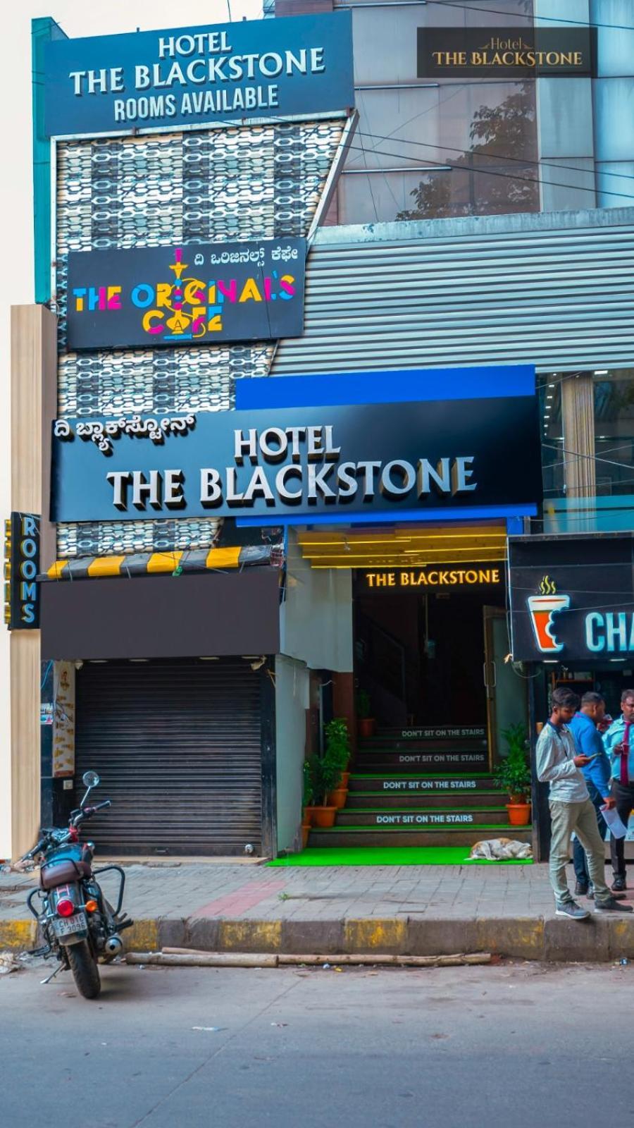 Hotel The Black Stone Бангалор Екстериор снимка
